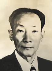 3대 원장 김영석 사진